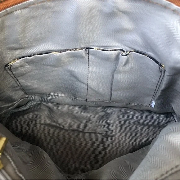 ✨Animal Print Backpack✨ - Picture 4 of 5